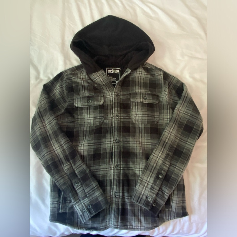 Urban Pipeline Black Sherpa-Lined hoodie Jacket